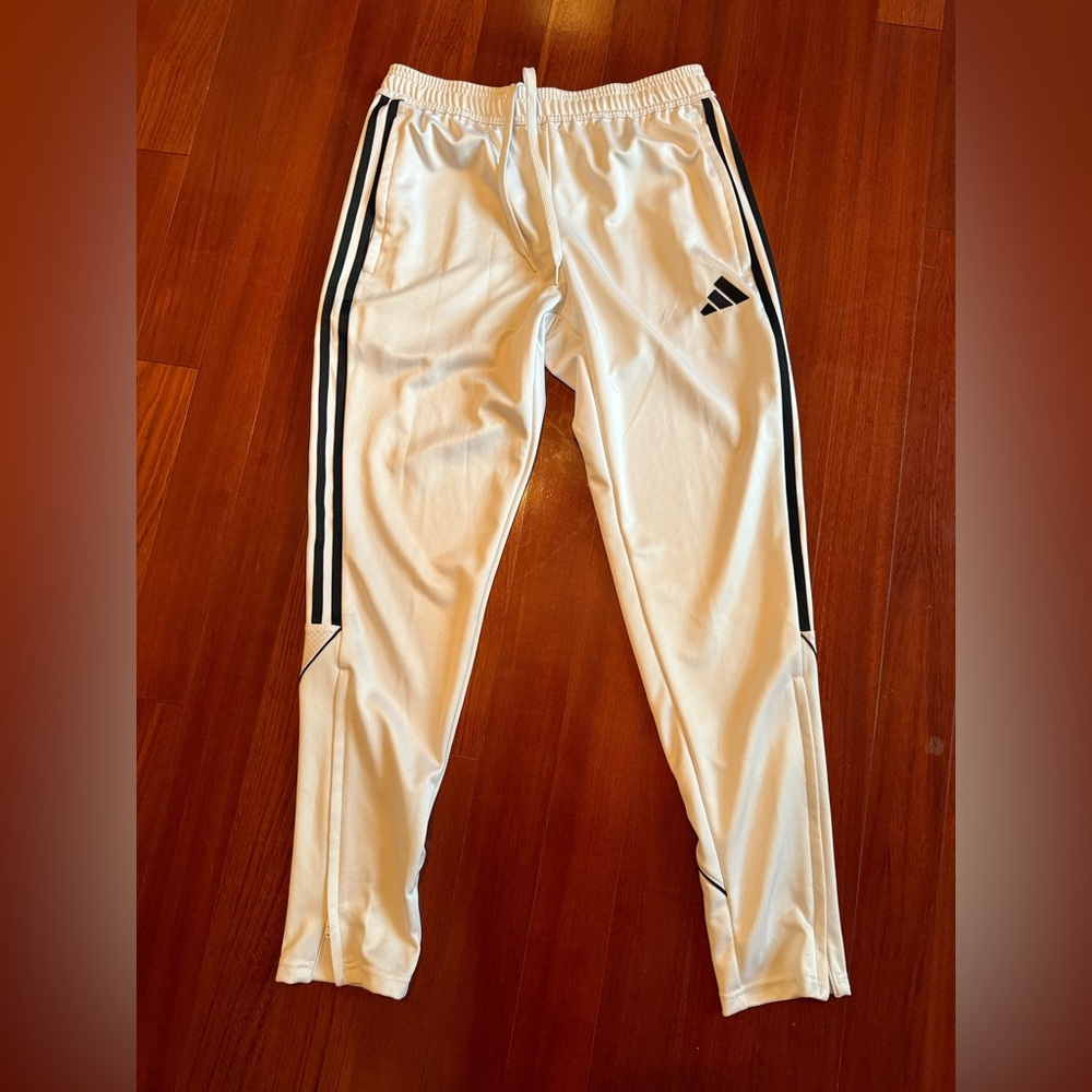 Men’s Adidas pants